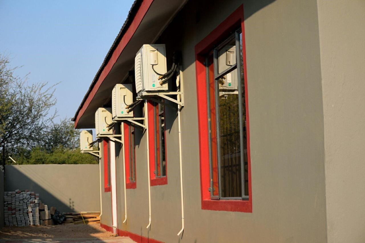 Mathlyn Guesthouse Gaborone Exterior foto